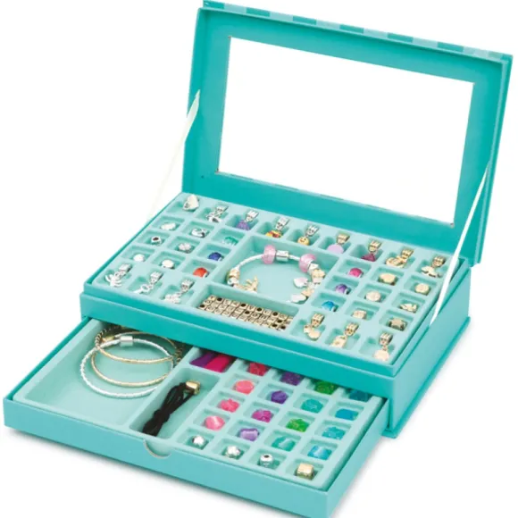 Boite A Bijoux Avec Bracelets Et Charms