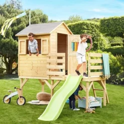 Maison En Bois Avec Toboggan Josephine