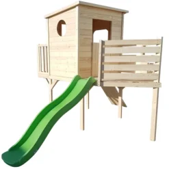 Maison En Bois Bateau Avec Toboggan