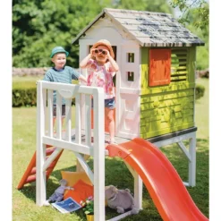Maison Pilotis Aire De Jeux Et Toboggan