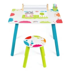 Table A Dessin Et Tabouret En Bois Avec Rouleau